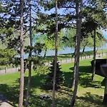 Onebeach Apartment *